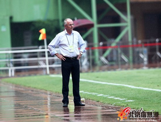 埃里克森：冲击亚冠目标不变 防守不好难赢球