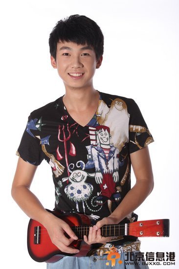 白举纲《乘着破船回家》首发 带着梦为<a href='http://www.bjxxg.cn/ent/yinyue/' target='_blank'><u>音乐</u></a>呐喊