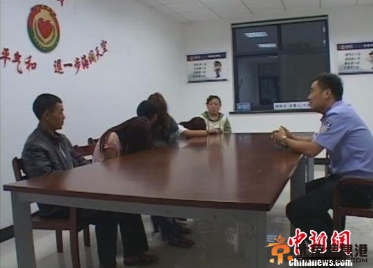 三名12岁云南女孩结伴离家欲往杭州游西湖