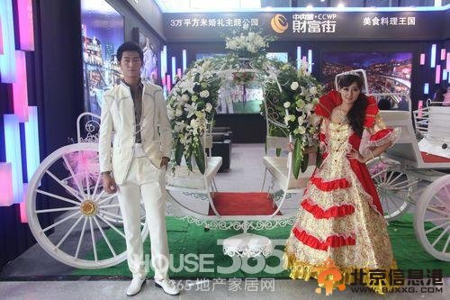 俊男美女十分养眼—HOUSE365 摄