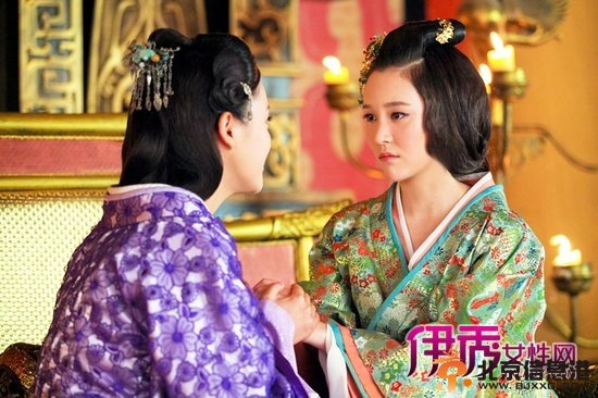 《王的<a href='http://www.bjxxg.cn/health/liangxing/' target='_blank'><u>女人</u></a>》地面收视攀升 袁菲演绎治愈系少女