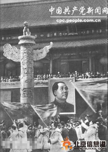 20世纪以来天安门究竟挂过哪些人的画像？[墙根网]