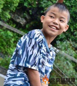 变形计山路弯弯直戳泪点 城市少年李锦鉴山中兄妹“变形”