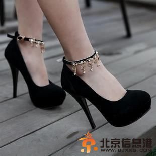 女性常穿高跟鞋顺产更困难