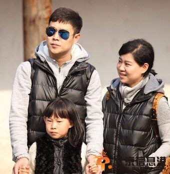 人生第一次小沈阳女儿被指太丑急哭小沈阳 小沈阳难过落泪