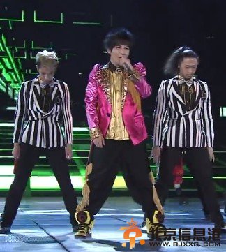 大张伟《倍儿爽》。