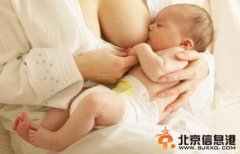 产后哺乳四招式 新妈少走弯路