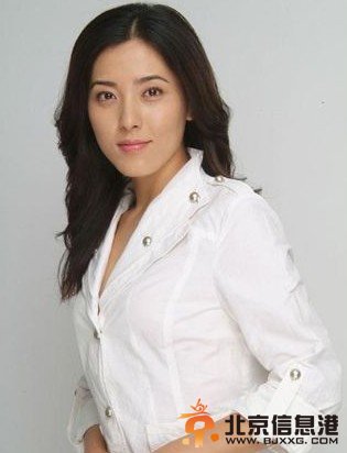 家宴冯小米是谁演的 冯小米扮演者曾黎个人资料照片