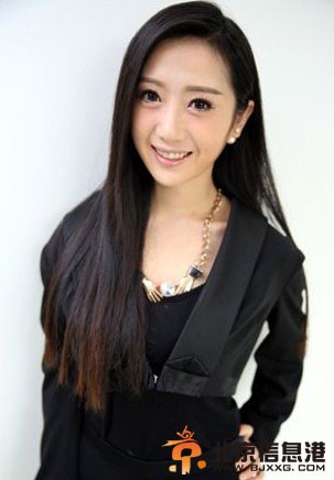 非诚勿扰黄潇潇资料 非诚嘉宾黄潇潇照片 非诚黄潇潇微博