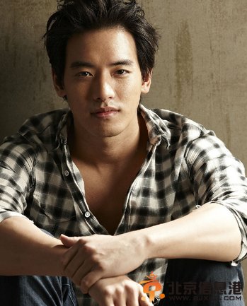 我爱男闺蜜杨大卫是谁演的 扮演者黄柏钧个人资料照片