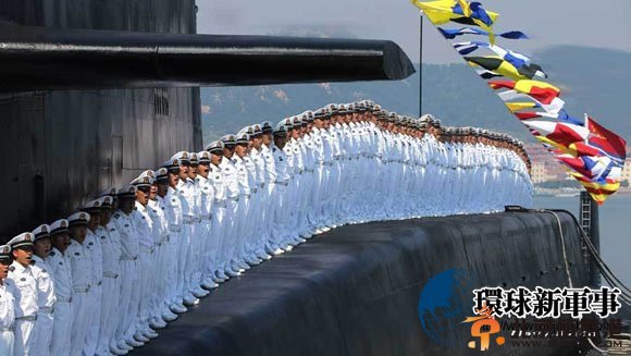 解放军海军家底曝光：神秘舰艇世界第一！