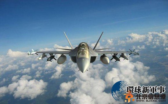 解放军如虎添翼：华新型战机完爆美俄战机