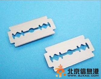 科索沃一男子持剃须刀片劫持汉莎航空客机未遂
