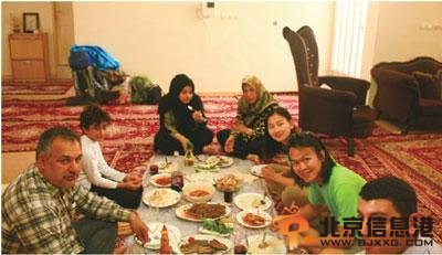 80后夫妻辞职环游世界 一年穷游26国