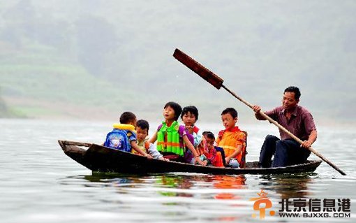 广西瑶族自治县山里娃上学记：让上学之路不再艰险 