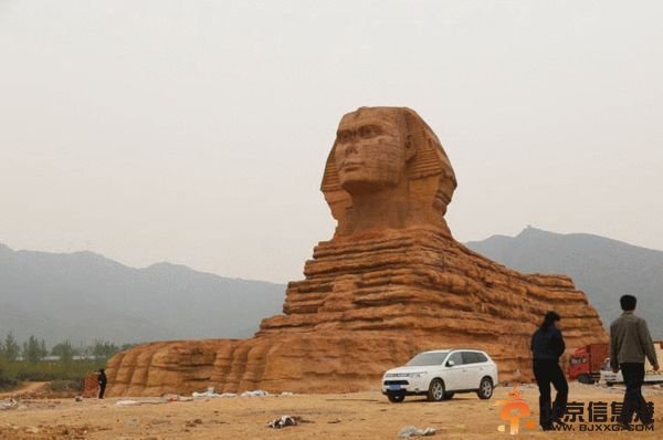 石家庄回应“狮身人面像”:系影视临时场景 拍完后拆除 