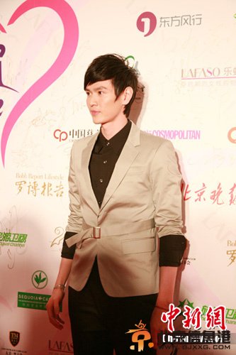 体坛千年老二:李宗伟悲情英雄 荷兰男足