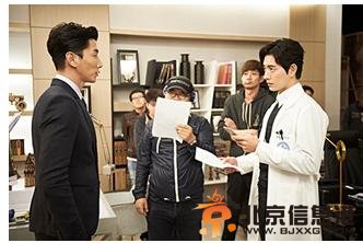 张亮与朴海镇(微博)