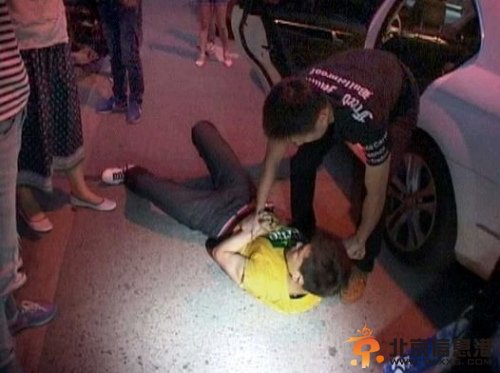 洋人脸骗子系苏北人 受害人陆续赶来指证该男子