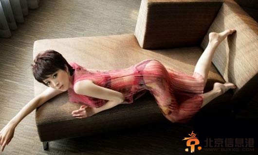 金巧巧被潜规则图片流出 被指为上位自动送上门