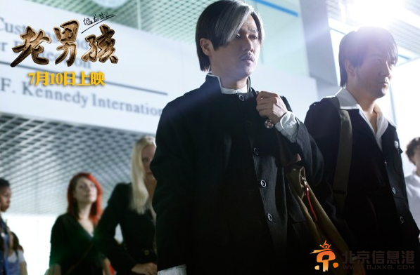 筷子兄弟小苹果mv首发 新神曲神造型[图]