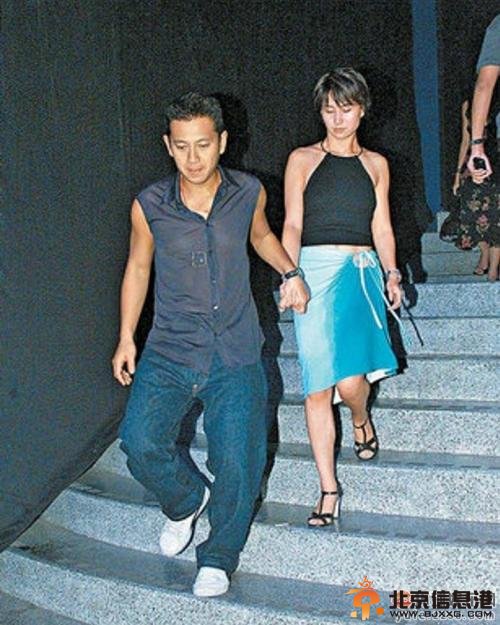 范冰冰曾400万被包养 揭与明星