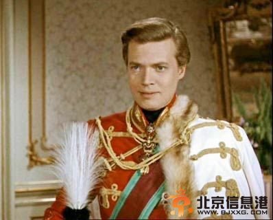 《茜茜公主》皇帝扮演者去世 享年86岁