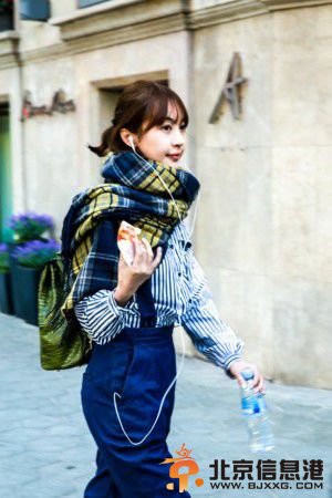 张翰为李菲儿翻垃圾桶 有爱互动感情升温