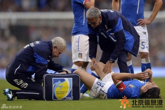 蒙托利沃表情很痛苦