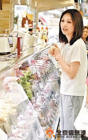 杨千嬅超市买菜