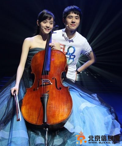 演员刘昊然微博个人资料 与欧阳娜娜上快乐大本营关系亲昵