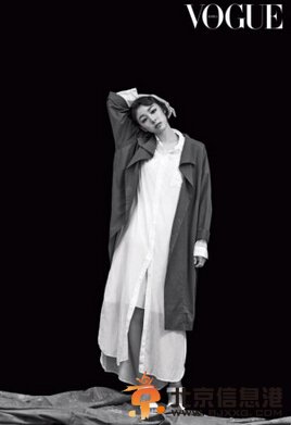 金妍儿史上最丑造型遭吐槽:国民女王变身舞女