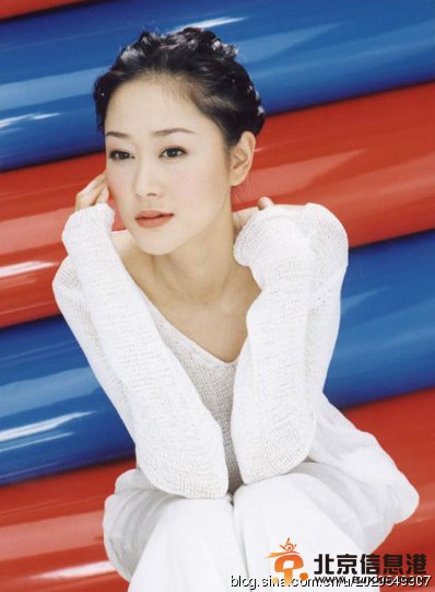 小虎队师姐家中自杀曝珍贵生前照（图）