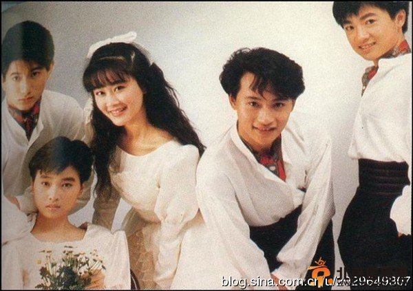 小虎队师姐家中自杀曝珍贵生前照（图）