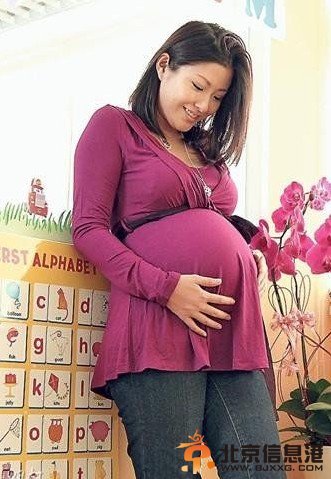 女星大肚照比美：梁静茹俏皮 应采儿美艳