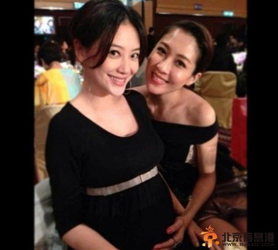 女星大肚照比美：梁静茹俏皮 应采儿美艳