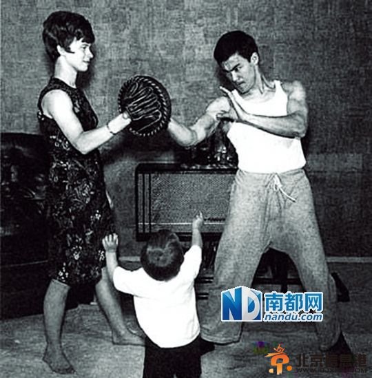 点击进入下一页