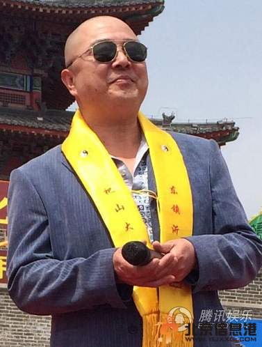 56岁“唐僧”徐少华近照曝光 骑白马当“主持”