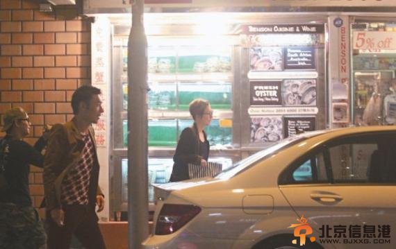 郑秀文许志安被曝已秘婚 红包印“许”