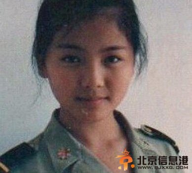 刘涛15岁青涩军装照曝光 婴儿肥显稚气