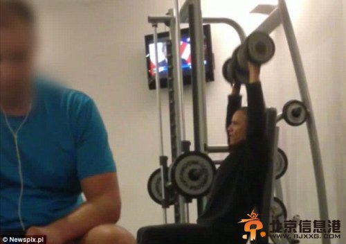 奥巴马健身遭偷拍 安保现漏洞