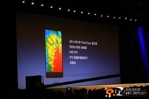 一锤子定音的锤子手机拿什么挑战三星苹果？罗永浩的勇气哲学