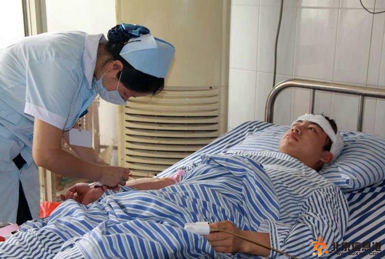 江西宜春少年勇斗歹徒无缘高考令人叹息 高考能否为其开绿灯破格录取？