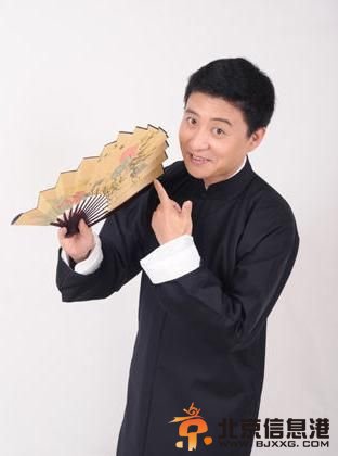 相声演员周炜开宝马别车骂人 主动报警称新手肇事逃逸