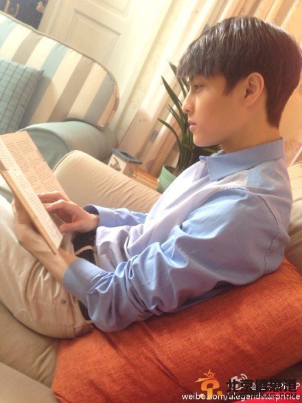 群星祝福高考考生 何炅搞笑扮哈利波特