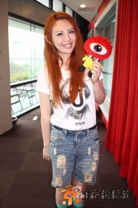 独家对话魏如萱 自喻情场混蛋傻爱激情创作