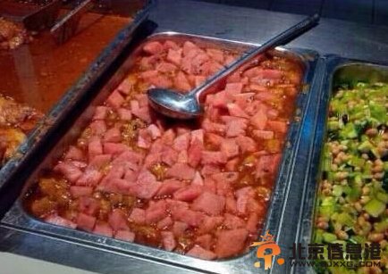 高校食堂现神菜西瓜炒肉 盘点舌尖上的黑暗料理