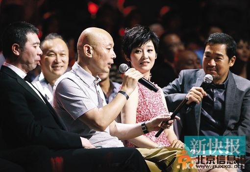 华谊20年生日庆群星闪耀 黄晓明寸步不离女友Angelababy【高清图】