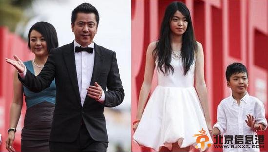 王中磊一家四口红毯合照 女儿王元雯牵手威廉弟弟