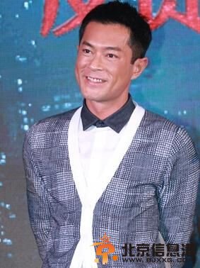 古天乐曝高圆圆赵又廷已到法国度蜜月 赵又廷爸爸不知儿子领证?